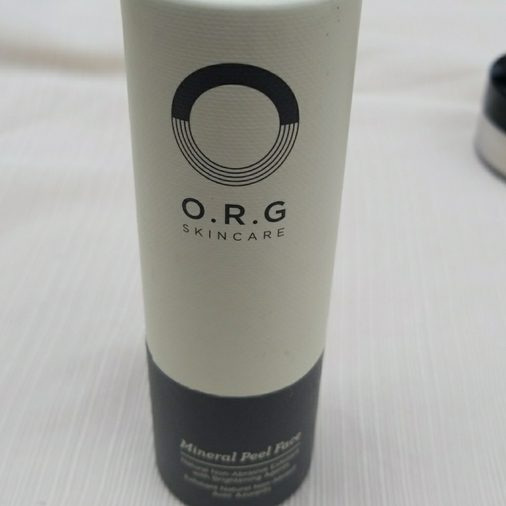 O.r.g. mineral peel face